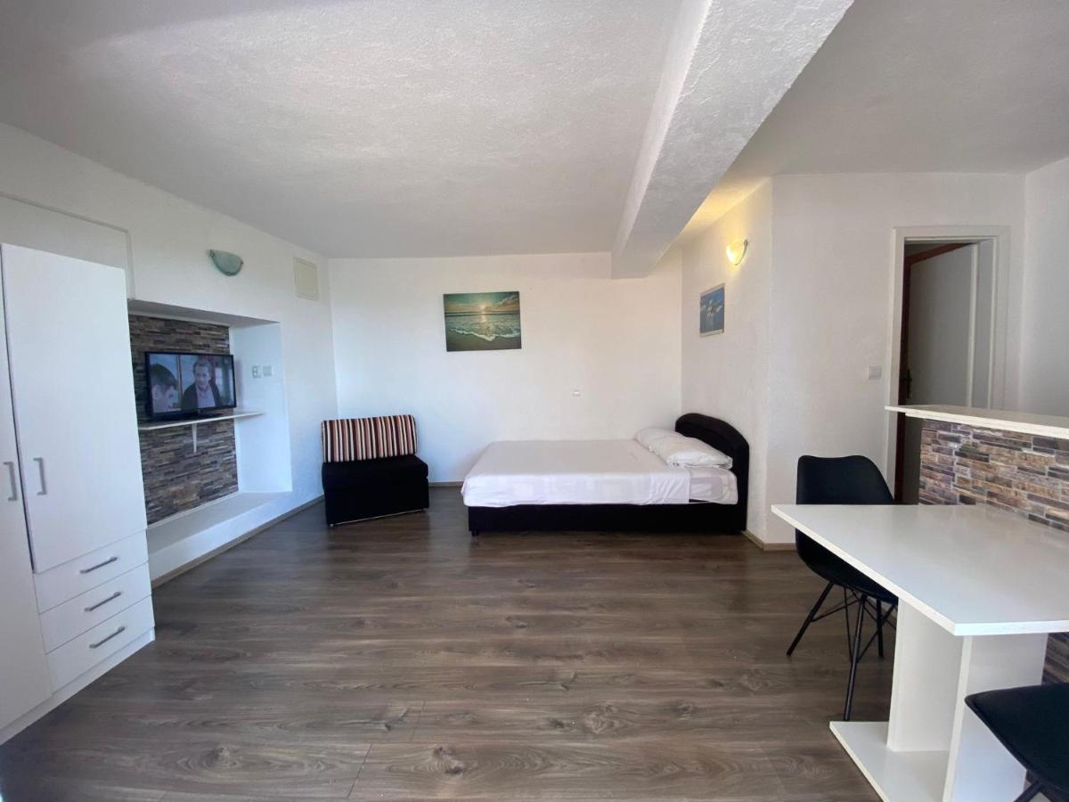 Seaside Secluded Apartments Cove Tvrdni Dolac, Hvar - 12655 Gdinj Εξωτερικό φωτογραφία